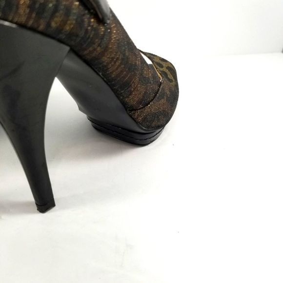 Brand New!! Guess Leopard Print Peep Toe Pump with Buckle size 10. S747 - Picture 11 of 11